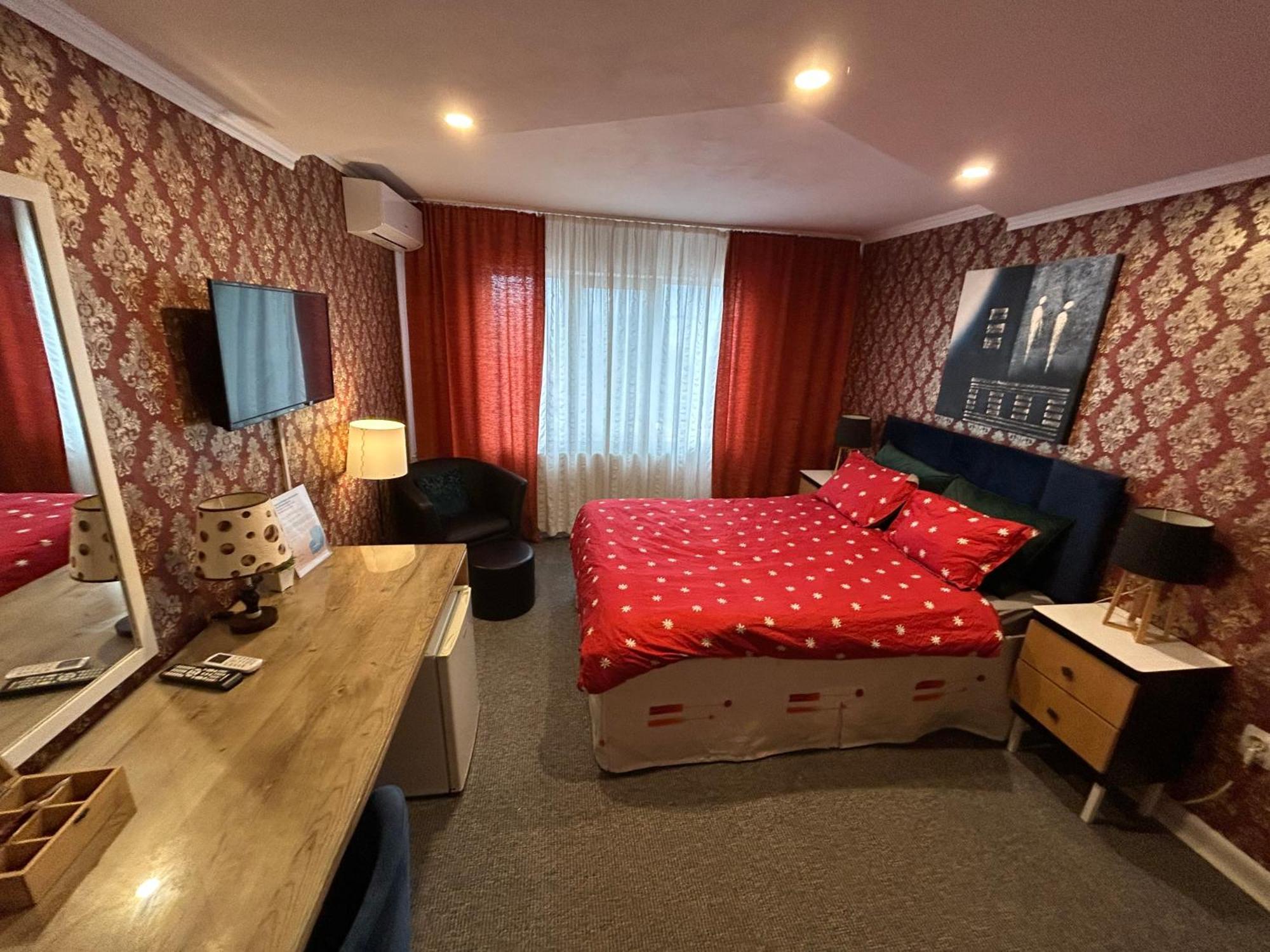 Garsoniera Panoramic Apartment Bacau Ngoại thất bức ảnh
